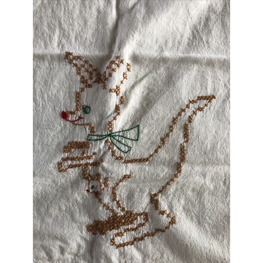 Vtg Embroidered Kids Pillow Case 22x17 Kangaroo With Baby Cottagecore